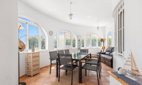 Resale - Villa - San Fulgencio