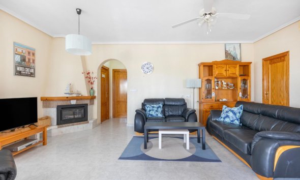 Resale - Villa - San Fulgencio