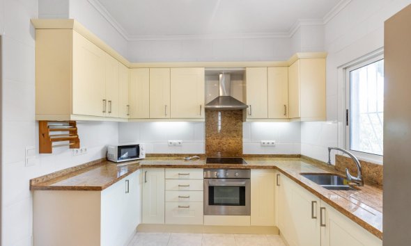 Resale - Villa - San Fulgencio