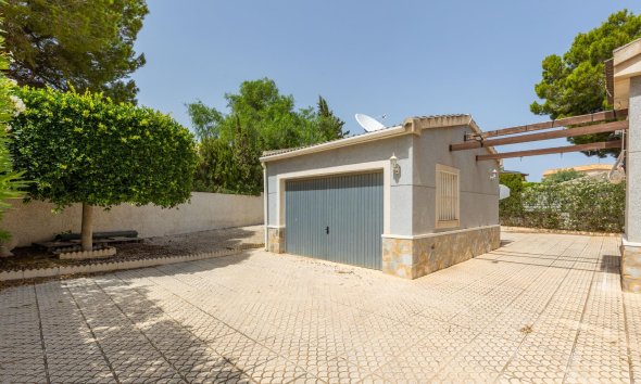 Resale - Villa - San Fulgencio