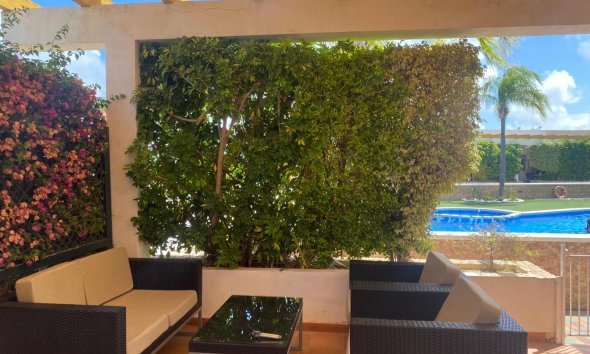 Resale - Terraced house / Townhouse - Pilar de la Horadada - Mil Palmeras