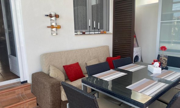 Resale - Terraced house / Townhouse - Pilar de la Horadada - Mil Palmeras