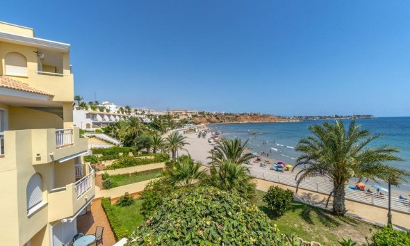 Resale - Apartment - Orihuela Costa - Campoamor