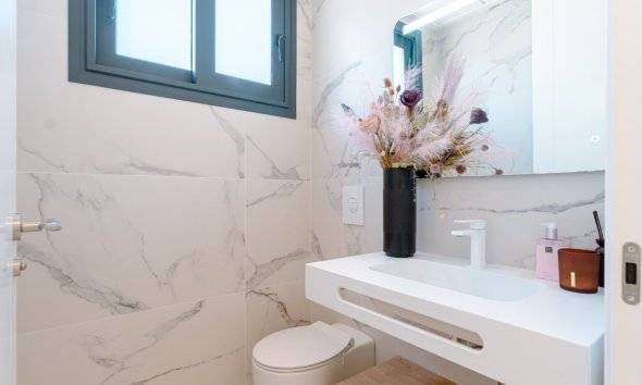 Reventa - Villa - San Miguel de Salinas