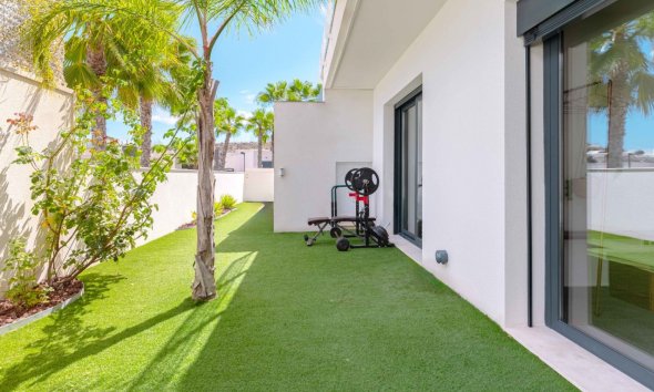 Reventa - Villa - San Miguel de Salinas