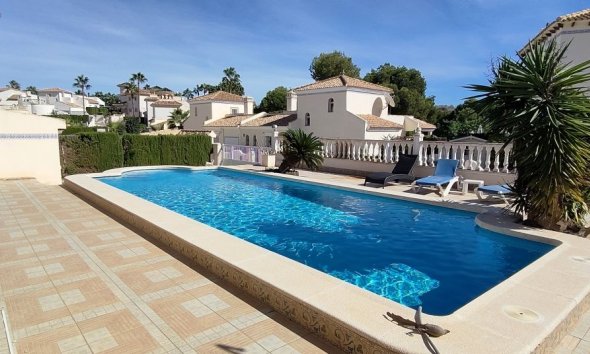 Resale - Villa - Las Ramblas Golf
