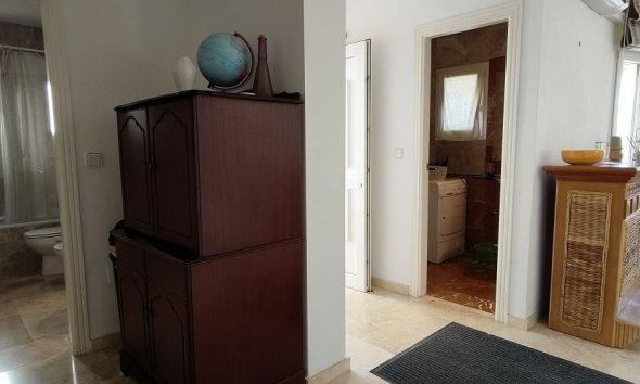 Resale - Villa - Las Ramblas Golf