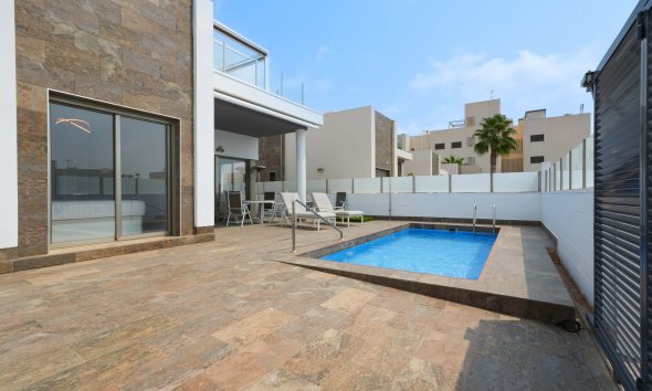 Reventa - Villa - Orihuela Costa - La Zenia
