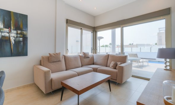 Reventa - Villa - Orihuela Costa - La Zenia