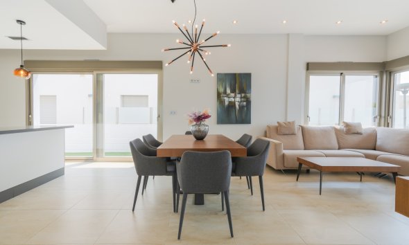 Reventa - Villa - Orihuela Costa - La Zenia