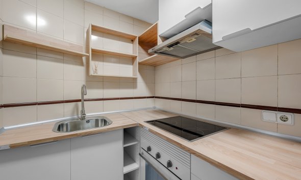 Resale - Apartament / Duplex - Altea