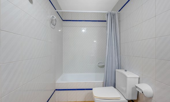Resale - Apartament / Duplex - Altea
