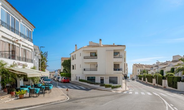 Resale - Apartament / Duplex - Altea