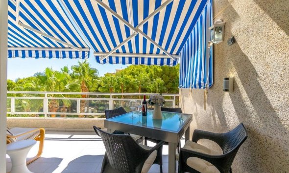 Resale - Apartment - Orihuela Costa - Altos de Campoamor