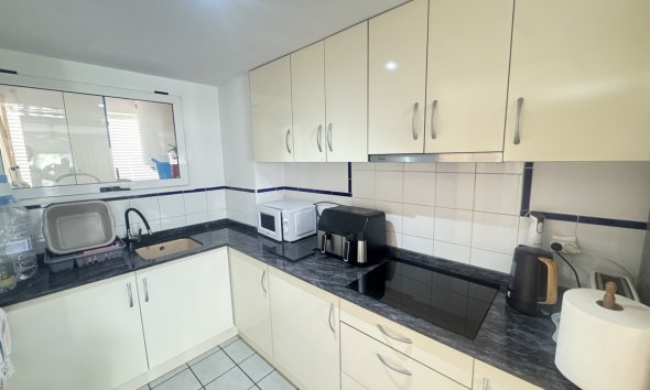 Resale - Apartment - Orihuela Costa - Playa Flamenca