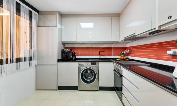 Reventa - Adosado - Torrevieja - Aguas Nuevas