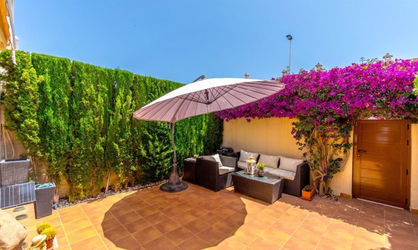 Reventa - Adosado - Torrevieja - Aguas Nuevas