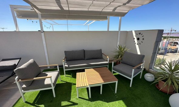 Resale - Apartment - Torrevieja - Los Balcones