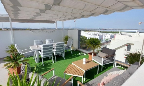 Resale - Apartment - Torrevieja - Los Balcones