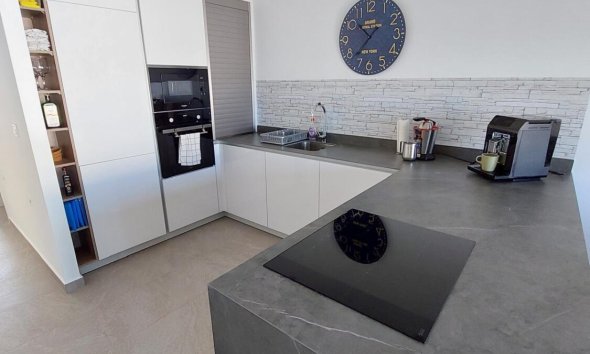 Resale - Apartment - Torrevieja - Los Balcones