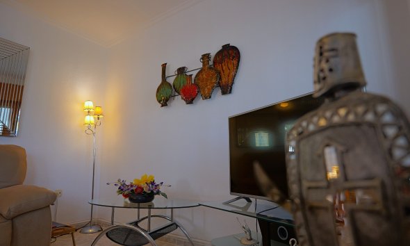 Resale - Villa - Torrevieja - Urbanización San Luis