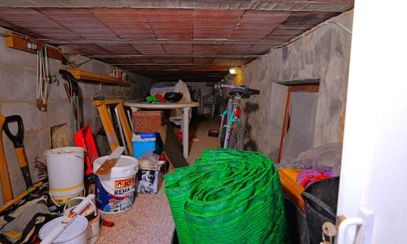 Resale - Villa - Torrevieja - Urbanización San Luis