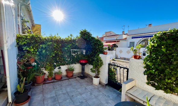 Resale - Terraced house / Townhouse - Torrevieja - Urbanización San Luis