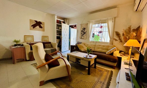 Resale - Terraced house / Townhouse - Torrevieja - Urbanización San Luis