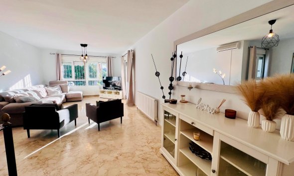 Rynek Wtórny - Willa - Orihuela Costa - Lomas de Campoamor-Las Ramblas