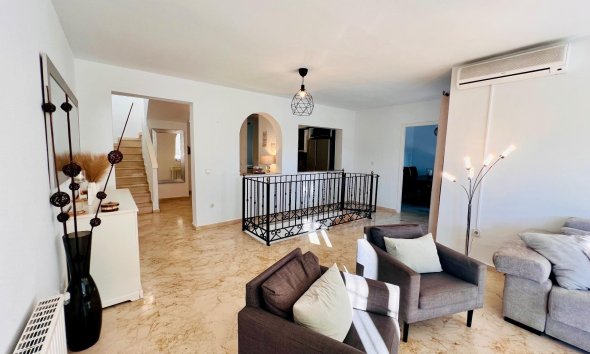 Rynek Wtórny - Willa - Orihuela Costa - Lomas de Campoamor-Las Ramblas