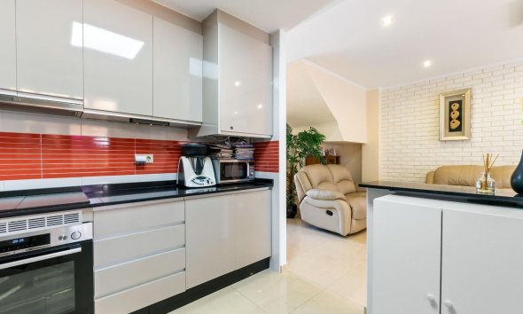 Resale - Terraced house / Townhouse - Torrevieja - Aguas Nuevas