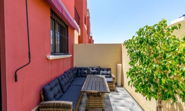 Resale - Terraced house / Townhouse - Torrevieja - Aguas Nuevas