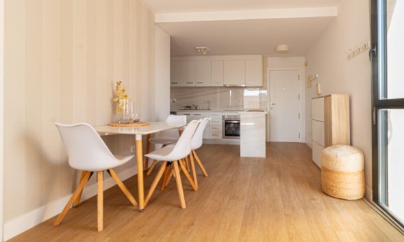 Resale - Apartment - Orihuela Costa - Los Dolses