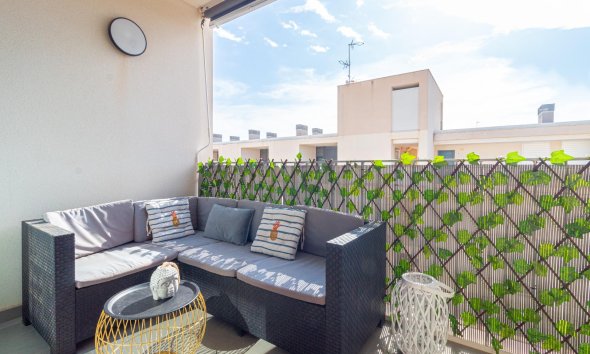 Resale - Apartment - Orihuela Costa - Los Dolses