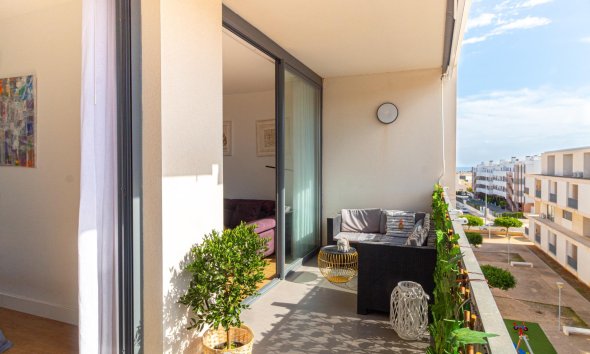 Resale - Apartment - Orihuela Costa - Los Dolses