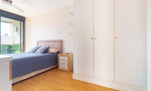 Resale - Apartment - Orihuela Costa - Los Dolses