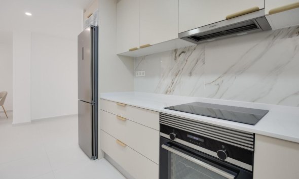 Resale - Apartment - Torrevieja - playa de los naufragos