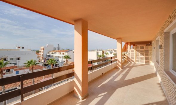 Resale - Apartment - Torrevieja - playa de los naufragos