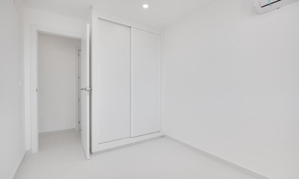 Resale - Apartment - Torrevieja - playa de los naufragos