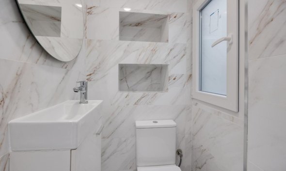 Resale - Apartment - Torrevieja - playa de los naufragos