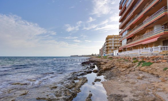Resale - Apartment - Torrevieja - playa de los naufragos