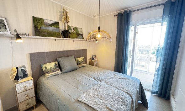 Resale - Apartment - Orihuela Costa - Villamartin