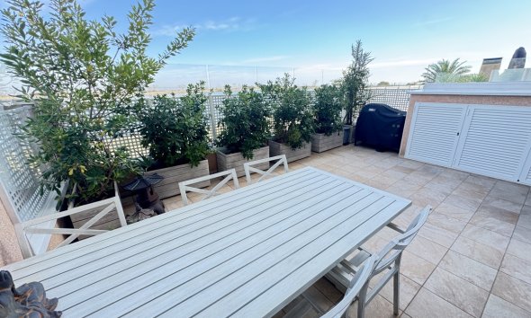 Resale - Apartment - Orihuela Costa - Villamartin