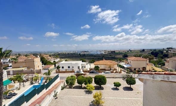 Resale - Villa - San Miguel de Salinas