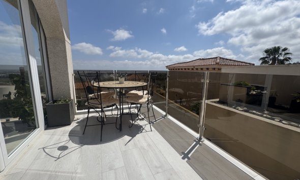 Resale - Villa - San Miguel de Salinas