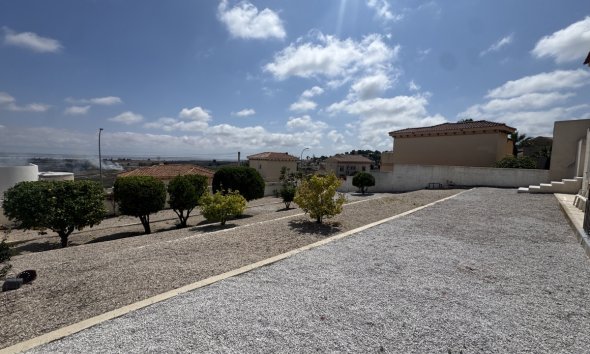 Resale - Villa - San Miguel de Salinas