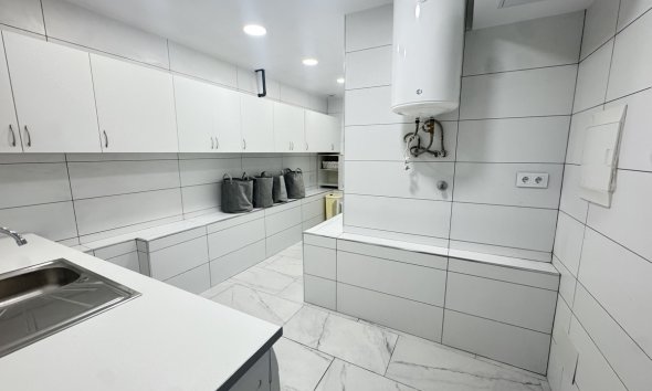 Resale - Villa - San Miguel de Salinas