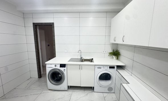 Resale - Villa - San Miguel de Salinas