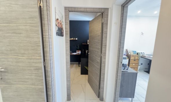 Resale - Villa - San Miguel de Salinas