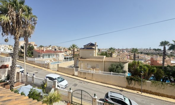 Resale - Villa - Orihuela Costa - Villamartin
